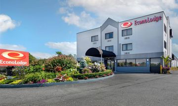 Econo Lodge Hicksville