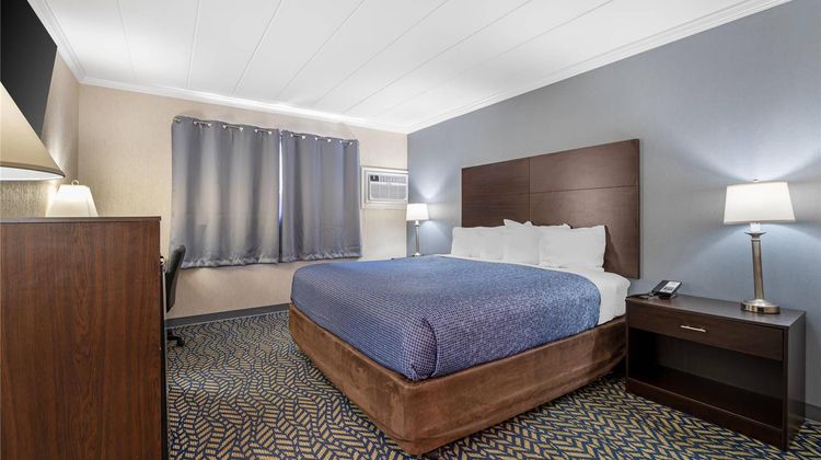 Econo Lodge Hicksville Room