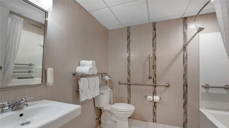 Econo Lodge Hicksville Room