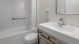 Econo Lodge Hicksville Room