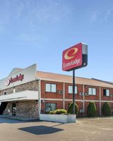 Econo Lodge Darien Lakes