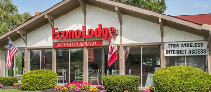 Econo Lodge Exterior