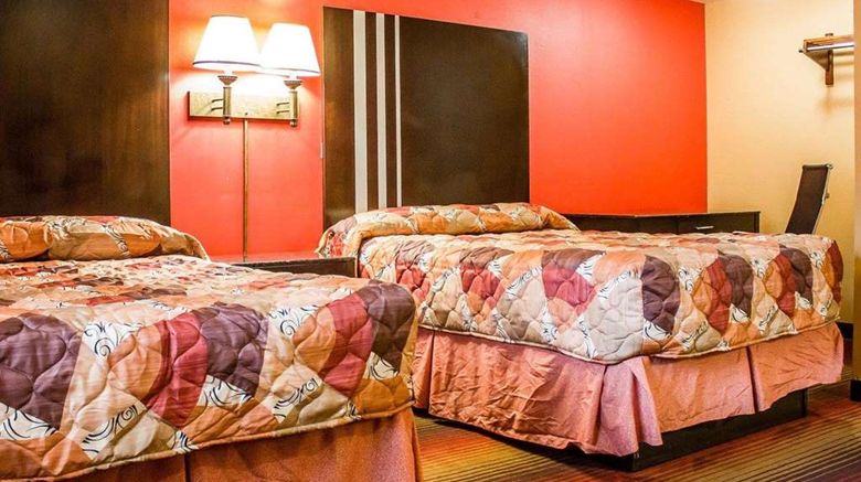 <b>Rodeway Inn MacArthur Airport Room</b>. Images powered by <a href="https://iceportal.shijigroup.com/" title="IcePortal" target="_blank">IcePortal</a>.