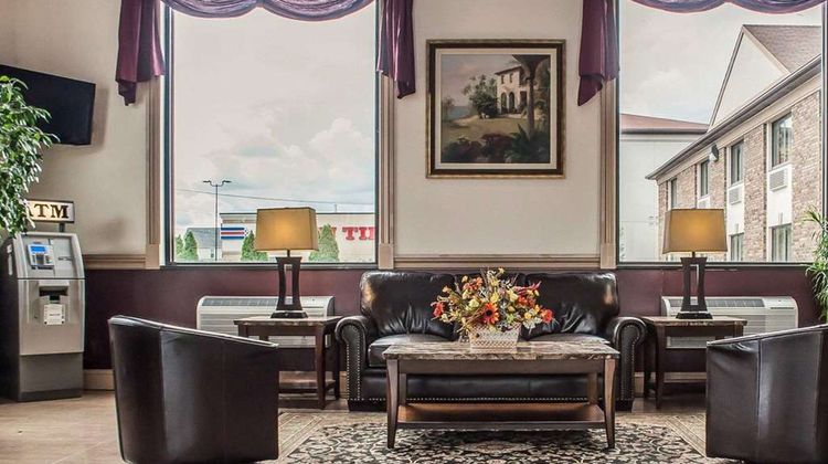 Quality Inn Lobby