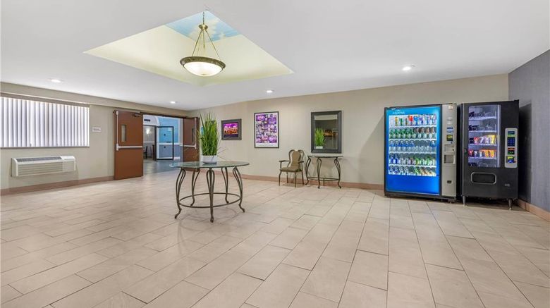<b>Quality Inn Other</b>. Images powered by <a href="https://iceportal.shijigroup.com/" title="IcePortal" target="_blank">IcePortal</a>.
