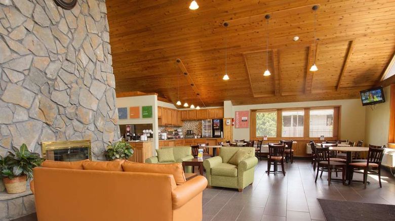 <b>Comfort Inn Carrier Circle Lobby</b>. Images powered by <a href="https://iceportal.shijigroup.com/" title="IcePortal" target="_blank">IcePortal</a>.