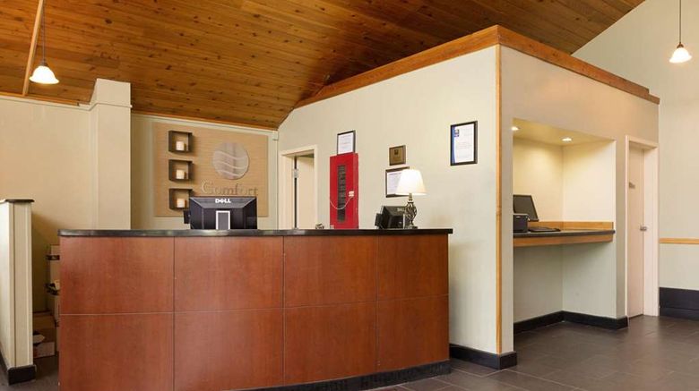 <b>Comfort Inn Carrier Circle Lobby</b>. Images powered by <a href="https://iceportal.shijigroup.com/" title="IcePortal" target="_blank">IcePortal</a>.