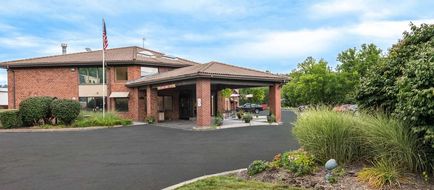 Quality Inn, Ithaca Exterior