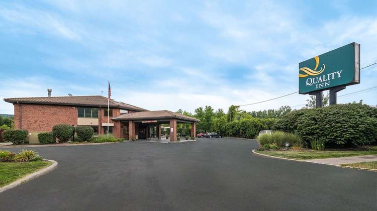 Quality Inn, Ithaca Exterior