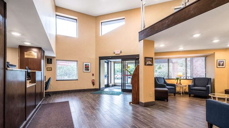 Quality Inn, Ithaca Lobby