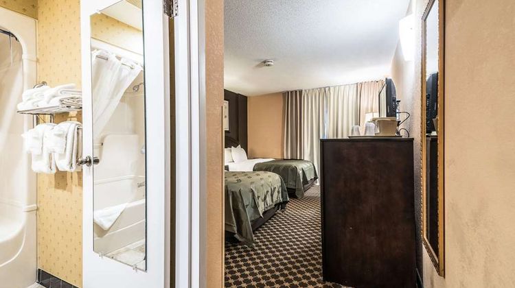 Quality Inn, Ithaca Room