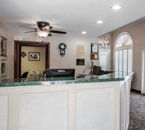 Quality Inn Lake George Lobby