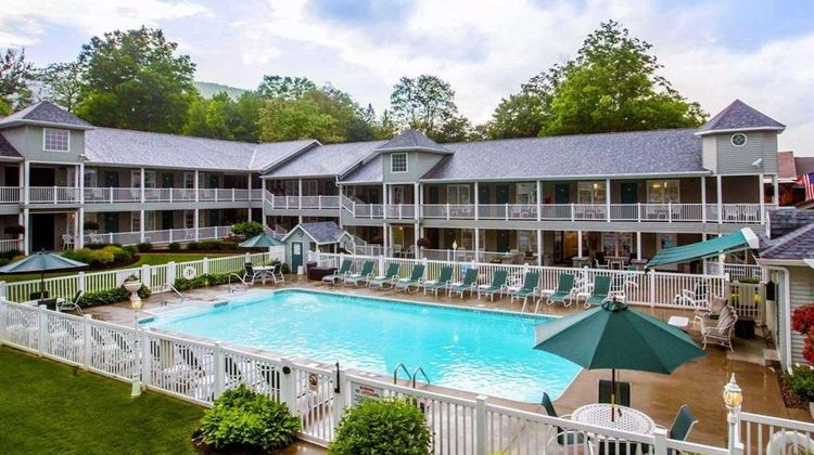Quality Inn Lake George Pool