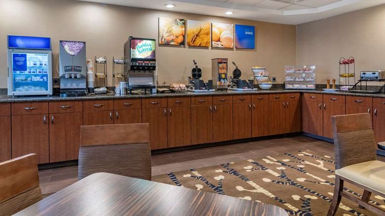 <b>Comfort Inn Restaurant</b>. Images powered by <a href="https://iceportal.shijigroup.com/" title="IcePortal" target="_blank">IcePortal</a>.