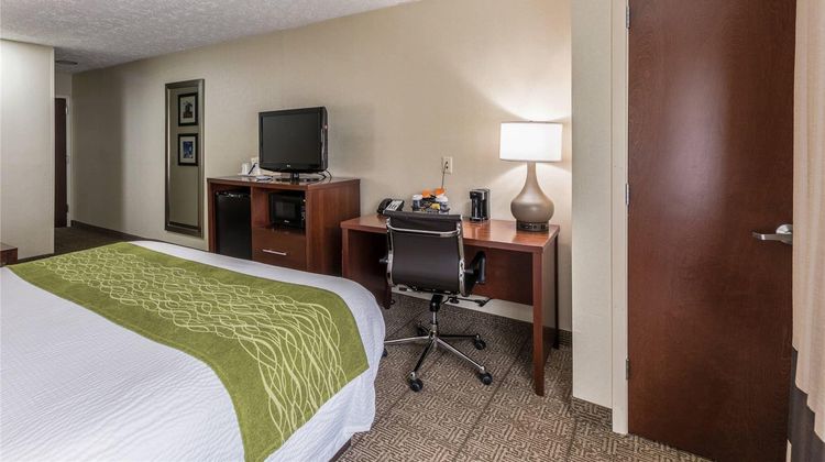 Comfort Inn Medford Long Island Room