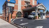 Comfort Inn & Suites Laguardia Airport Exterior