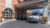 Comfort Inn & Suites Laguardia Airport Exterior