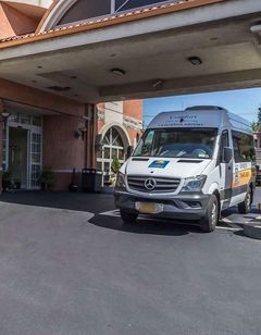 Comfort Inn & Suites Laguardia Airport
