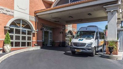 Comfort Inn & Suites Laguardia Airport