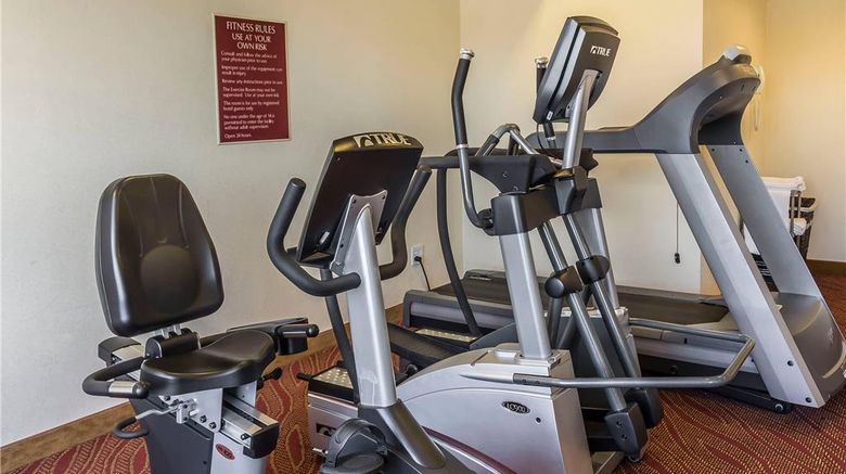 <b>Comfort Inn & Suites Airport Health</b>. Images powered by <a href="https://iceportal.shijigroup.com/" title="IcePortal" target="_blank">IcePortal</a>.