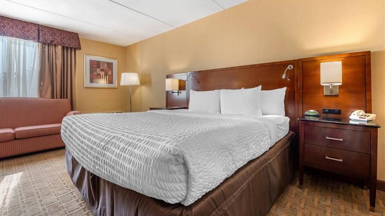 Clarion Hotel Marina & Conference Ctr Room