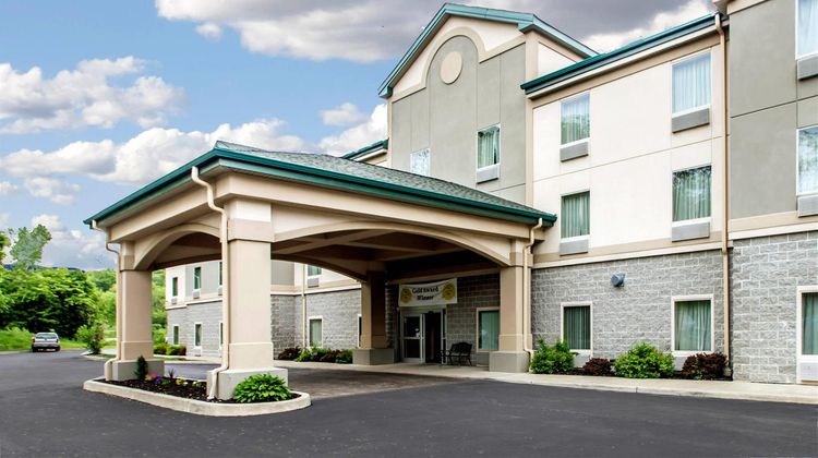 Quality Inn & Suites Exterior