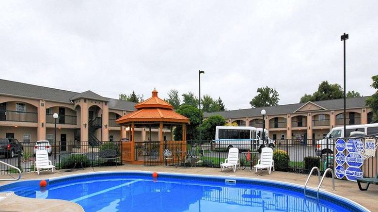 <b>Econo Lodge at the Falls North Pool</b>. Images powered by <a href="https://iceportal.shijigroup.com/" title="IcePortal" target="_blank">IcePortal</a>.