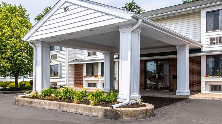 Quality Inn Cortland Exterior