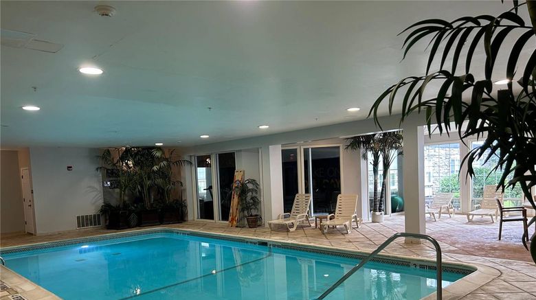<b>Comfort Inn & Suites East Greenbush Pool</b>. Images powered by <a href="https://iceportal.shijigroup.com/" title="IcePortal" target="_blank">IcePortal</a>.