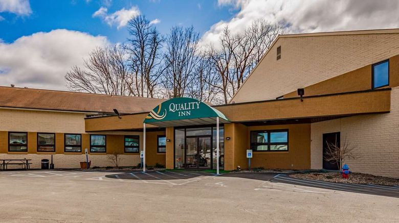 <b>Quality Inn Exterior</b>. Images powered by <a href="https://iceportal.shijigroup.com/" title="IcePortal" target="_blank">IcePortal</a>.