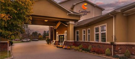 Comfort Inn University Exterior