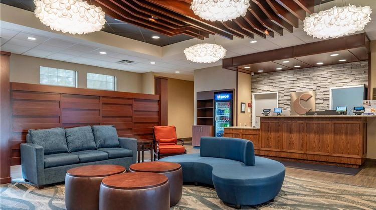 Comfort Inn University Lobby