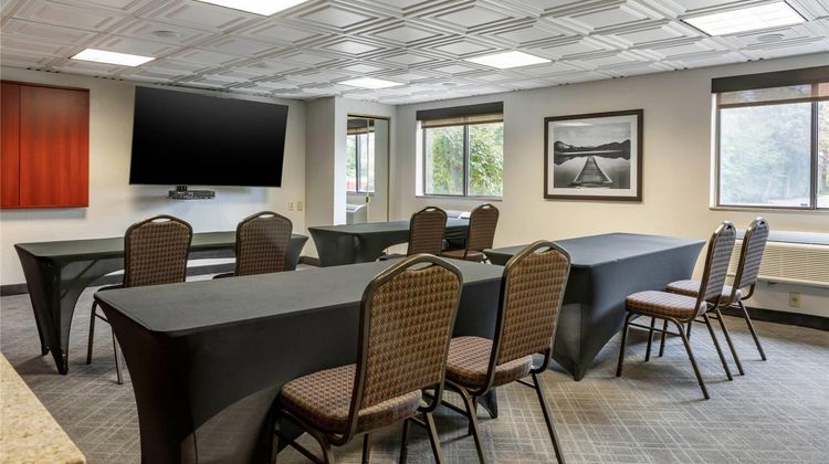 Comfort Inn University Meeting