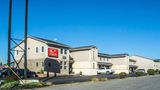 Econo Lodge Inns & Suites Airport Exterior