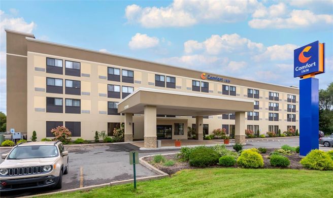 Comfort Inn Exterior