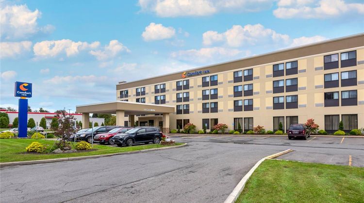 Comfort Inn Exterior