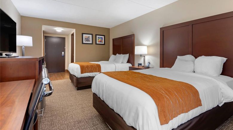 <b>Comfort Inn Room</b>. Images powered by <a href="https://iceportal.shijigroup.com/" title="IcePortal" target="_blank">IcePortal</a>.
