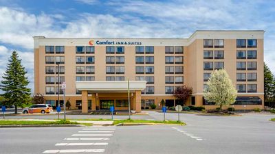 Comfort Inn & Suites Watertown