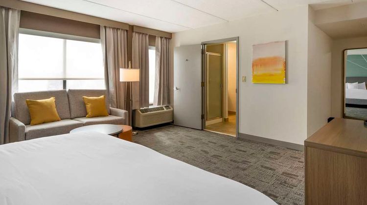 Comfort Inn & Suites Watertown Suite