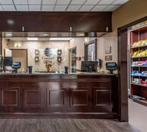 Comfort Inn Syosset Lobby