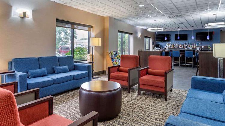 Comfort Inn Syosset Lobby