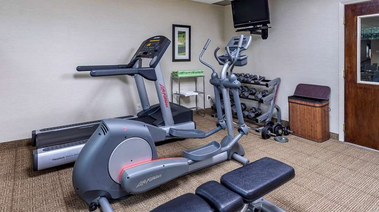 Comfort Inn Syosset Health