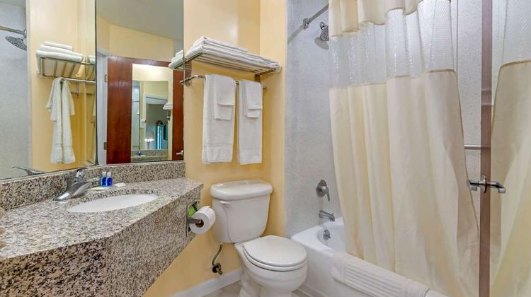 Rodeway Inn& Suites Suite