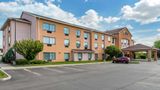 <b>Comfort Inn & Suites Farmington Exterior</b>. Images powered by <a href="https://iceportal.shijigroup.com/" title="IcePortal" target="_blank">IcePortal</a>.
