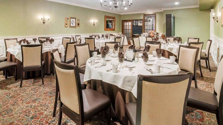 <b>The Century House Hotel Meeting</b>. Images powered by <a href="https://iceportal.shijigroup.com/" title="IcePortal" target="_blank">IcePortal</a>.