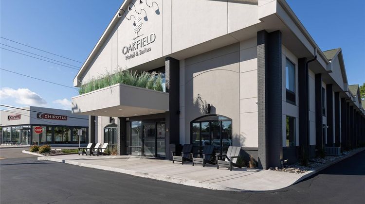 Oakfield Hotel & Suites Exterior