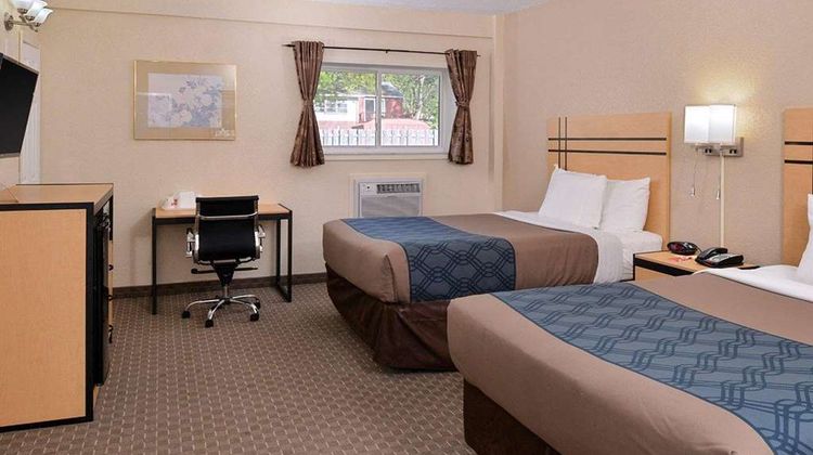 Econo Lodge Rochester Room