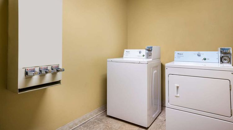 Quality Inn and Suites Syracuse Fairgrounds Other