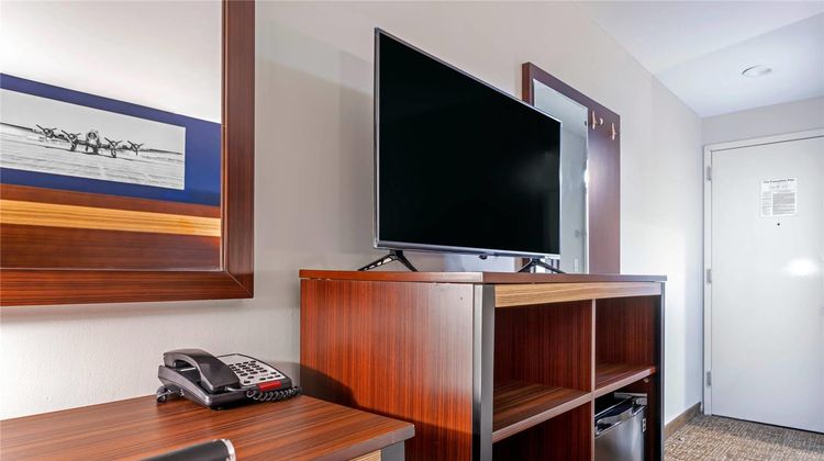 Avion Inn near LGA Airport, Ascend Hotel Room