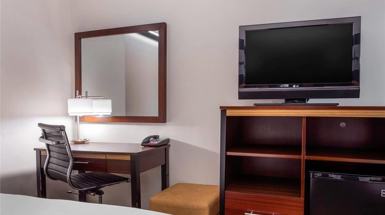 Avion Inn near LGA Airport, Ascend Hotel Room